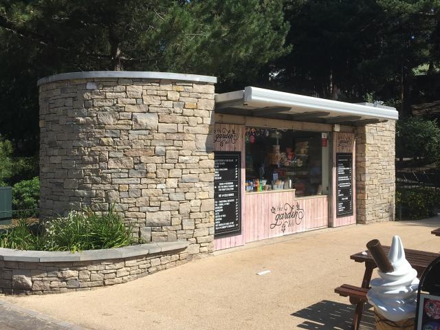 Kiosk_Lower_Gardens_Bournemouth_-_Architect_not_known_01.JPG