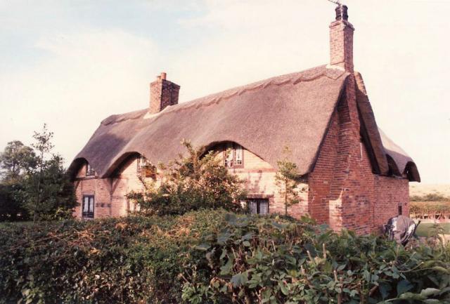 cottage12a.jpg